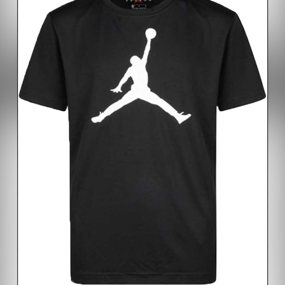 Nike Jumpman Dri Fit Youth tshirt - size small